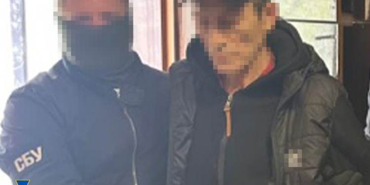 СБУ затримала рецидивіста, який на замовлення рф коригував удари по Миколаєву