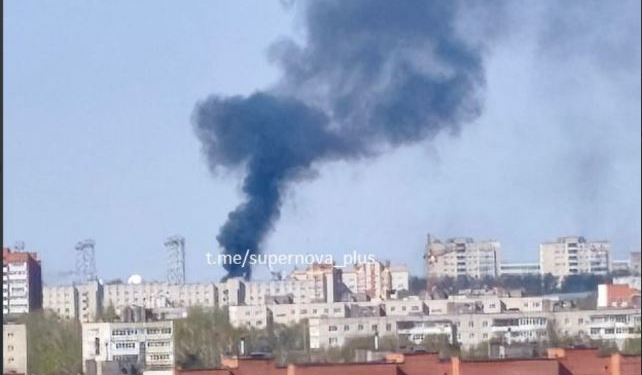 Зранку у Чебоксарах вже дрони добивають військовий завод, один попав у будинок (ВІДЕО)