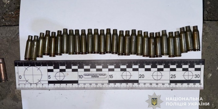 Військові відомого підрозділу вночі після конфлікту в магазині побили і викрили чоловіка, їх затримали (ФОТО)