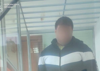 На Миколаївщині чоловік зґвалтував свою 20-річну доньку – сидітиме під вартою без застави (ФОТО)