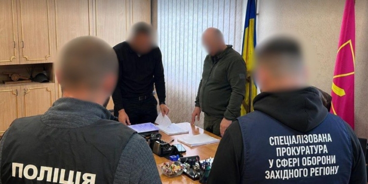 На Закарпатті та на Львівщині виявили ТЦК з мобілізованими “мертвими душами”. І скільки таких в армії? (ФОТО)