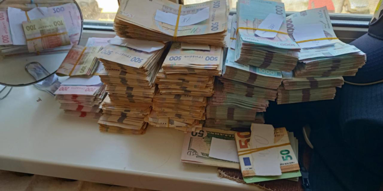 У Запоріжжі викрили злочинну схему у медзакладах – на липовій інвалідності “заробили” 200 млн. грн. (ФОТО, ВІДЕО)