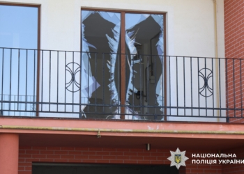 Поліція показала наслідки ранкової атаки російською балістикою на Миколаїв (ФОТО)