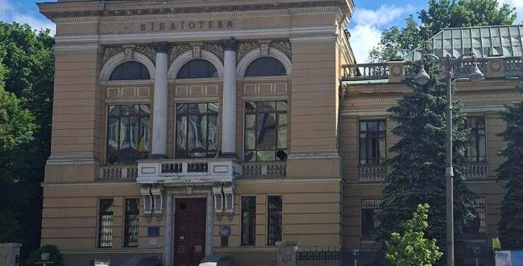 Поки росіяни отримували нагороди в Каннах… Міністерство культури назвало провідні культурні інституції, пошкоджені внаслідок сьогоднішнього російського обстрілу Києва (ФОТО)