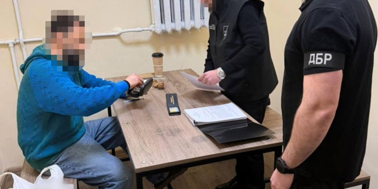 Нардепу Олександру Дубінському повідомили про підозру у державній зраді (ФОТО)