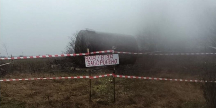 На Миколаївщині небезпечні хімічні відходи є загрозою для людей та природи через недбале зберігання (ФОТО)