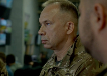 На трьох напрямках Південної операційної зони росіяни зосередили понад 140 тисяч військових – Сирський