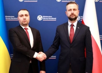 Буданов у Польщі намагається гасити пожежу, що виникла через рішення Зеленського