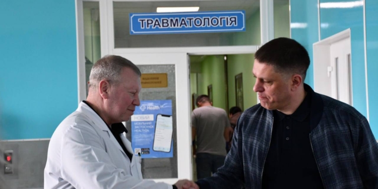 «Війна навчила нас працювати на межі можливостей» – у Миколаєві створюють новий операційний блок для поранених і цивільних (ФОТО)