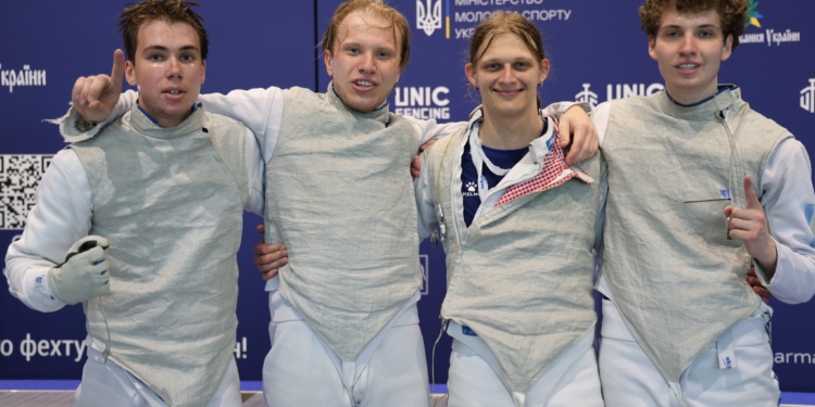Миколаївські рапіристи стали чемпіонами України (ФОТО)