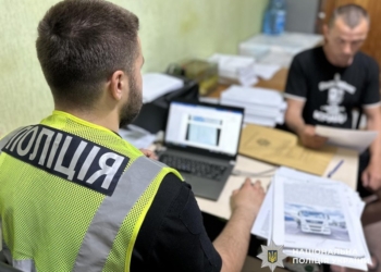 Все встиг – і дизпальне вкрасти, і підприємство ошукати. На Миколаївщині затримали підозрюваного у двох злочинах