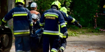 У Дніпрі внаслідок нічної атаки 16 загиблих, 42 поранених
