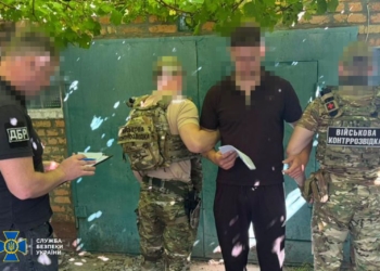 СБУ і ДБР затримали військового, який в російському полоні пішов на співпрацю з катами і сам став катом