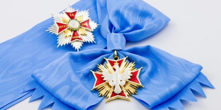 Польські експерти критикують рішення Навроцького щодо Зеленського з Орденом Білого Орла: «Це грає на руку Москві»