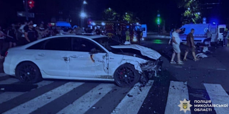 У Миколаєві затримали водія Audi, через якого у ДТП в центрі загинули водійка Citroen та її донька (ФОТО)