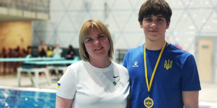 Миколаївець Максим Мірза став чемпіоном України у стрибках з 3-метрового трампліну (ФОТО)