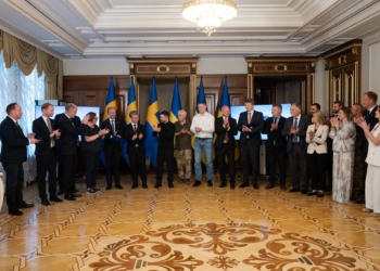 Україна і Швеція підписали угоду про 16 багатоцільових винищувачів Gripen E (ФОТО)