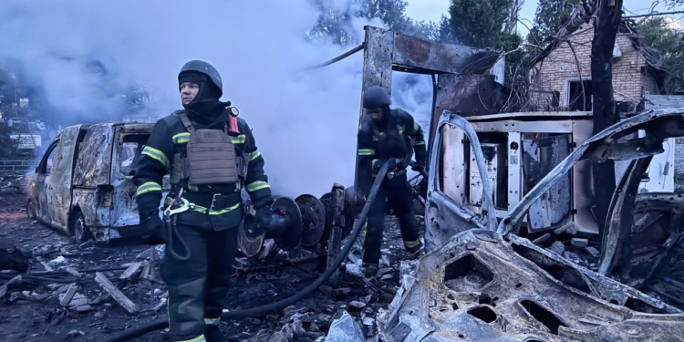Кількість постраждалих у Києві збільшується (ФОТО, ВІДЕО)