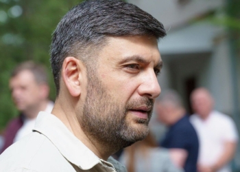 Гройсман нагадав про себе і теж відмовився від польської нагороди