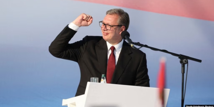 “Це мої останні дні”, – президент Сербії Вучич заявив про свою відставку. Але є нюанс