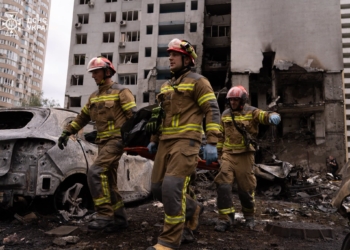 «Поки ракети до «петріотів» залишаються на складах союзників, це тільки заохочує Росію далі «перемагати» житлові будинки» – Зеленський прокоментував сьогоднішній обстріл