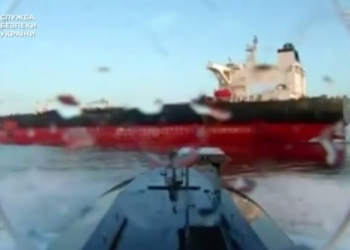 В СБУ показали, як морський дрон Sea Baby підбив санкційний танкер (ВІДЕО)