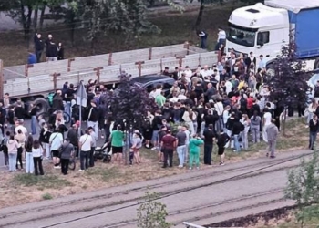 У Львові сутичка з ТЦК переросла у стихійний мітинг і масштабний скандал (ВІДЕО)
