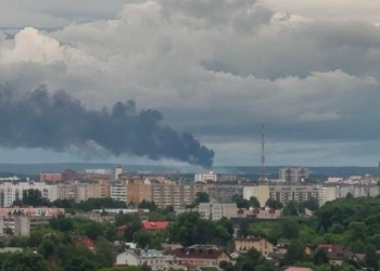 У Твері уражена нафтобаза, на Ставропіллі також, обидві горять (ВІДЕО)