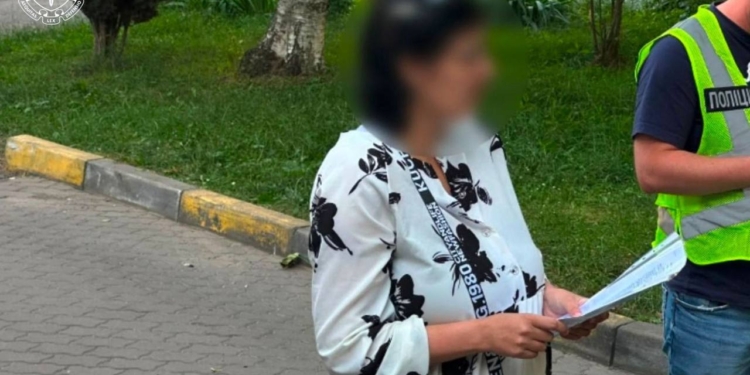 Жителька Київщини намагалася продати новонародженого сина – вона й виношувала його на продаж (ФОТО)