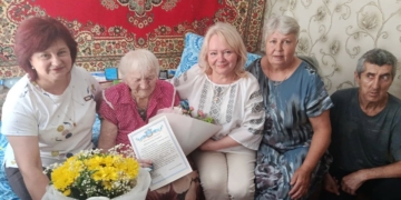 На одну 100-річну жительку Миколаєва стало більше – ювілей відзначила Євгенія Лашко (ФОТО)