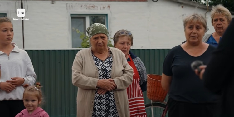 Односельці вбитих за наказом комбрига 155-ї бригади Лучаного розповіли про суть “конфлікта”, який призвів до злочину (ВІДЕО)
