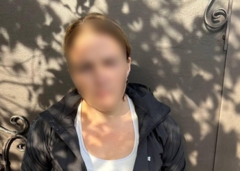 У Миколаєві поліцейські затримали на крадіжці 31-річну жінку – кажуть, у неї є кримінальний досвід (ФОТО)