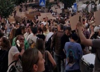 Третій день в Україні протести проти відставки Федорова. У Зеленського кажуть – протестувальників почули (ФОТО)