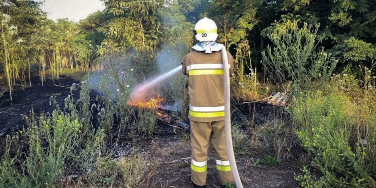 З 22-х пожеж за добу на Миколаївщині три було спричинено російськими обстрілами