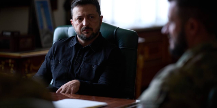 Зеленський зустрівся з Білецьким, Оболєнським і Апостолом (ФОТО)