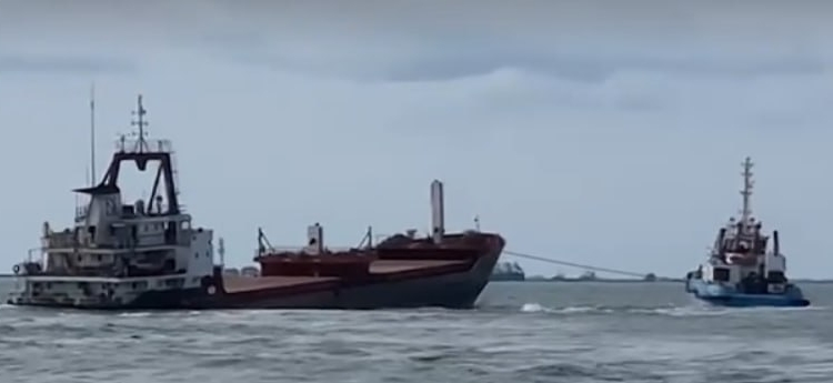 Біля Румунії атакований танкер з газом, який йшов у Рені – 3 моряків поранені