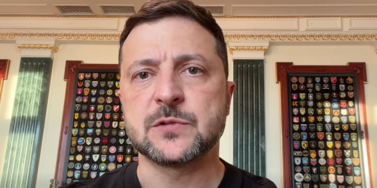 росіяни приготували ракети для нового масованого удару по Україні впродовж 48 годин, – Зеленський (ВІДЕО)