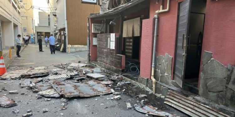Японію сколихнув землетрус, найсильніший за 10 років (ВІДЕО)