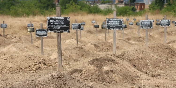 На Миколаївщині забезпечують гідне поховання Захисників і Захисниць України, особи яких поки не вдалося встановити