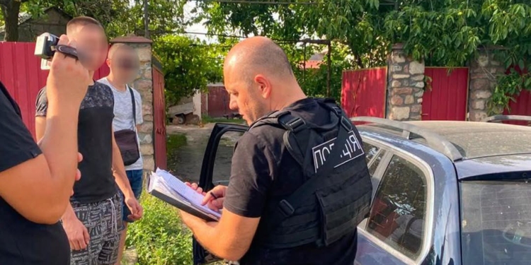 На Миколаївщині затримали 17-річного ділера психотропів (ФОТО)