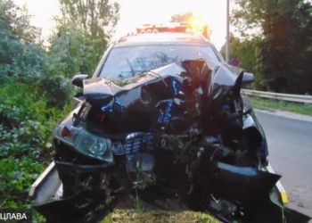 У Польщі 7 пʼяних українців в одному авто потрапили в ДТП. Жінка була в багажнику (ФОТО)