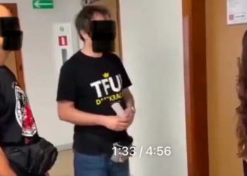 У Польщі чоловіки проривалися в офіс української компанії, щоб запитати, чи підтримують там Бандеру