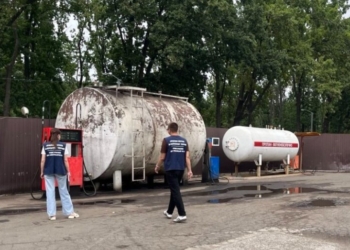 Податківцями Миколаївщини виявлено незаконну реалізацію пального: суб’єкт господарювання має сплатити штраф понад 1,7 млн грн (ФОТО)
