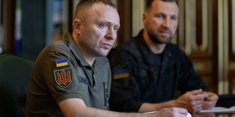 «Визначили порядок наших дій у відповідь на російські удари» – Зеленський зустрівся з Палісою, Хмарою і Драпатим (ФОТО)