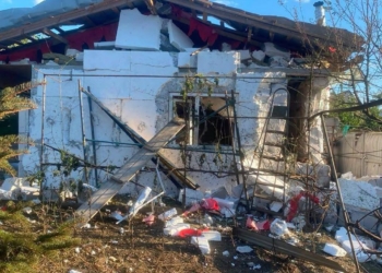 Поліція Миколаївщини показала наслідки вчорашнього російського обстрілу Миколаєва та області (ФОТО)