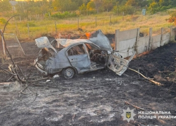 На Миколаївщині в ДТП травмувався водій і загинув пасажир – поліцейські встановлюють обставини