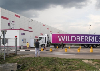 Wildberries хоче викупити у Казахстані всі наявні склади і активно будується у сусідніх з РФ країнах