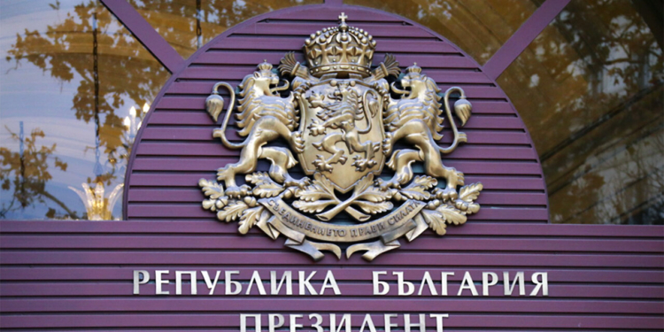 У Болгарії в жовтні відбудуться президентські вибори