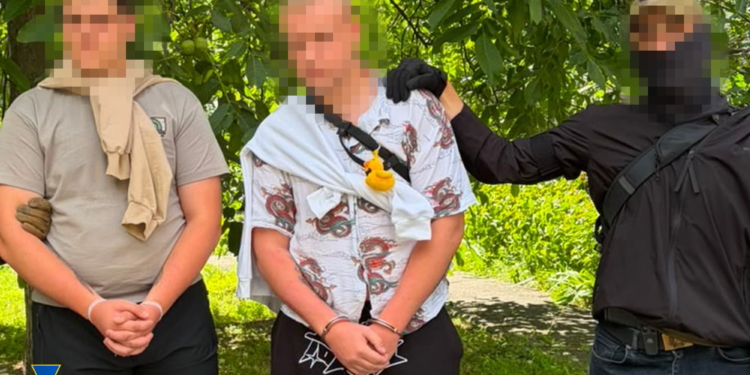 СБУ викрила двох поплічників рф, які активували для рашистів понад 70 терміналів Starlink