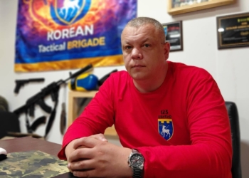 Негарно вийшло, та й проти військових традицій: на представлення нового командира 123-ї бригади «Код Оріона» екскомандира Олега Макуху не запросили